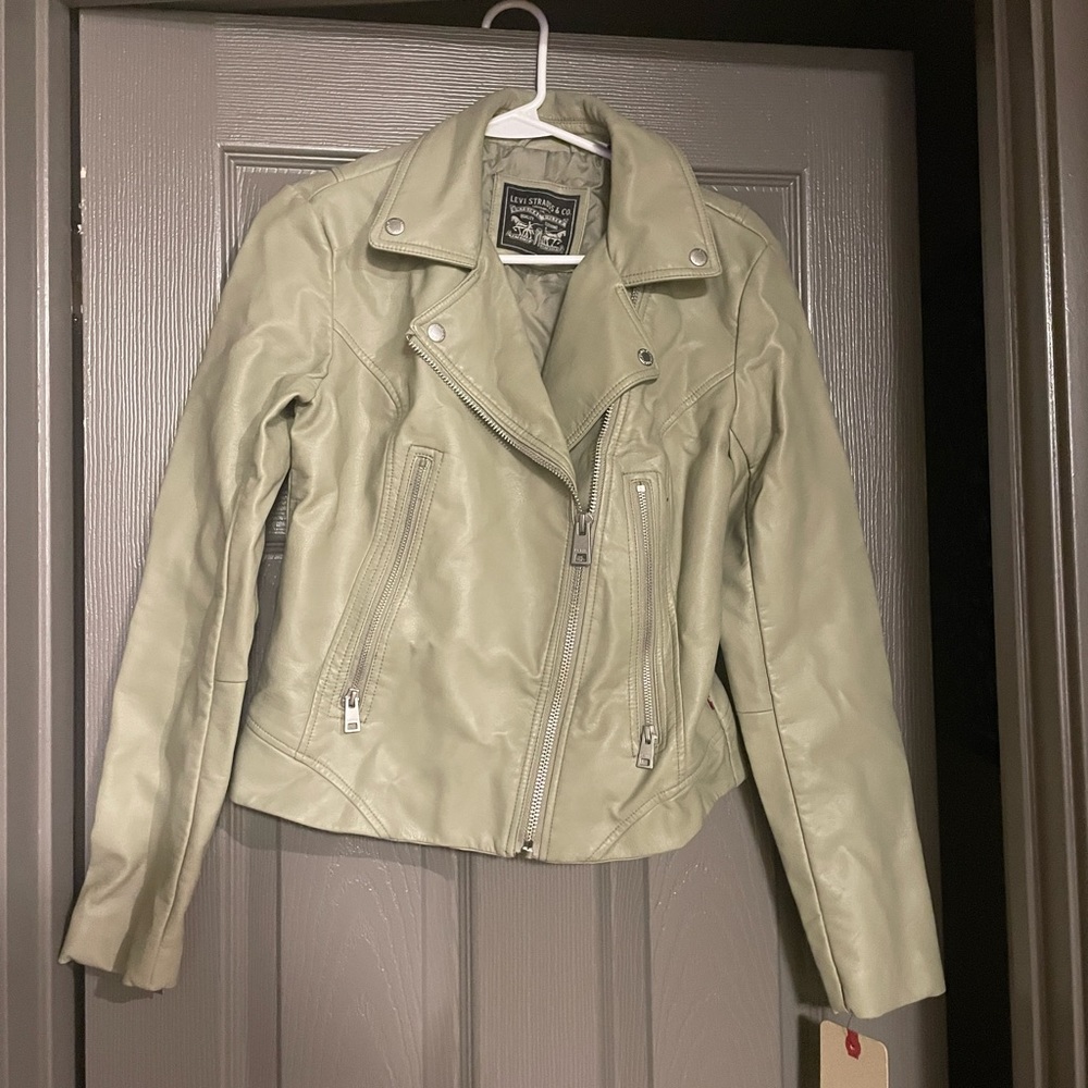 New with tags womens levi faux leather